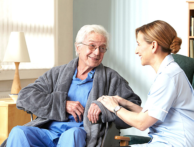 Услуги сиделки с проживанием